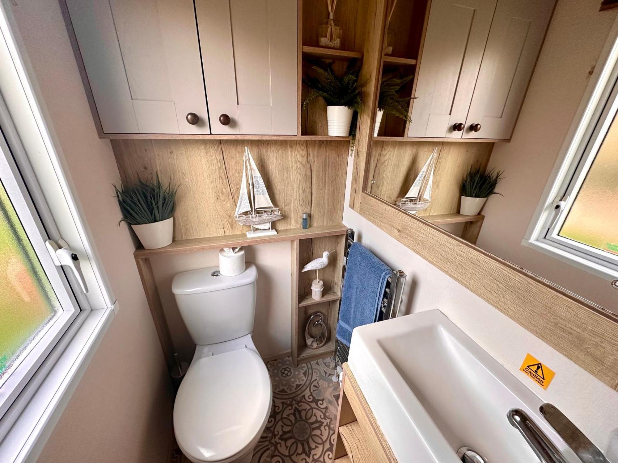 The Boat House, Hot Tub Lodge Южен Сърни Екстериор снимка