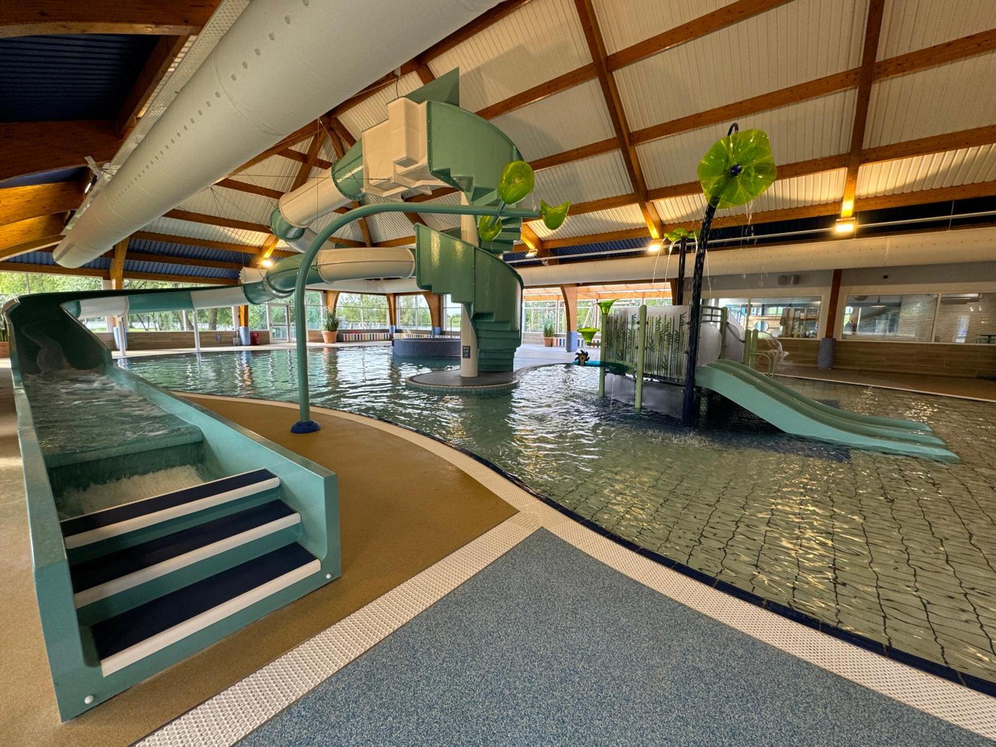 The Boat House, Hot Tub Lodge Южен Сърни Екстериор снимка